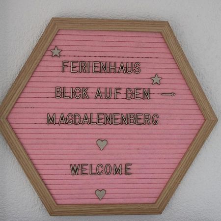 Blick Auf Den Magdalenenberg Apartman Villingen-Schwenningen Kültér fotó